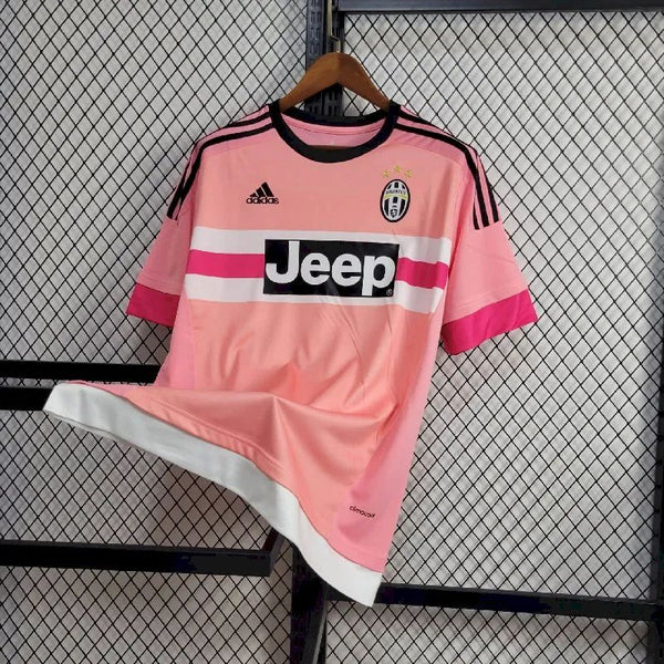 Retro Juventus Away Shirt 2015/16
