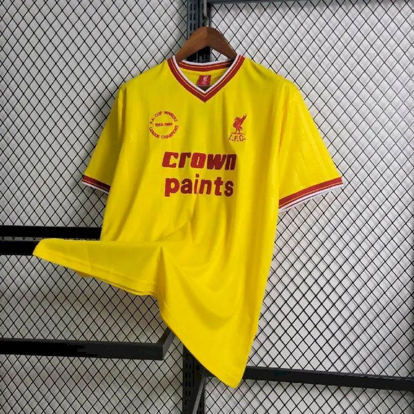 Retro Liverpool Third Shirt 1985/86