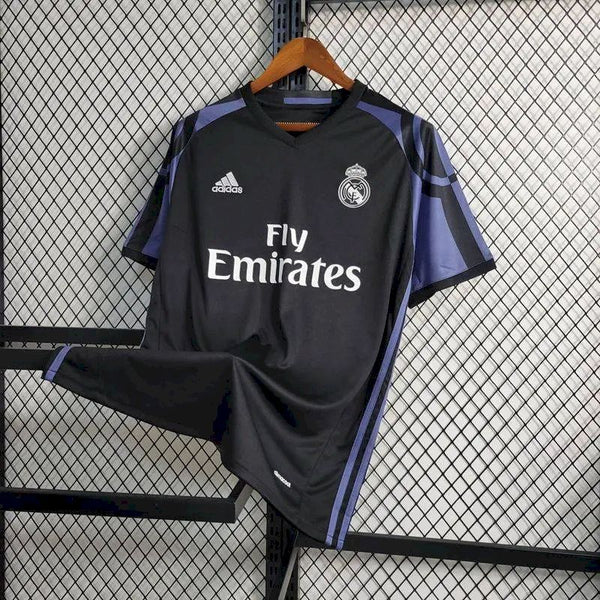 Retro Real Madrid Third Shirt 2016/17