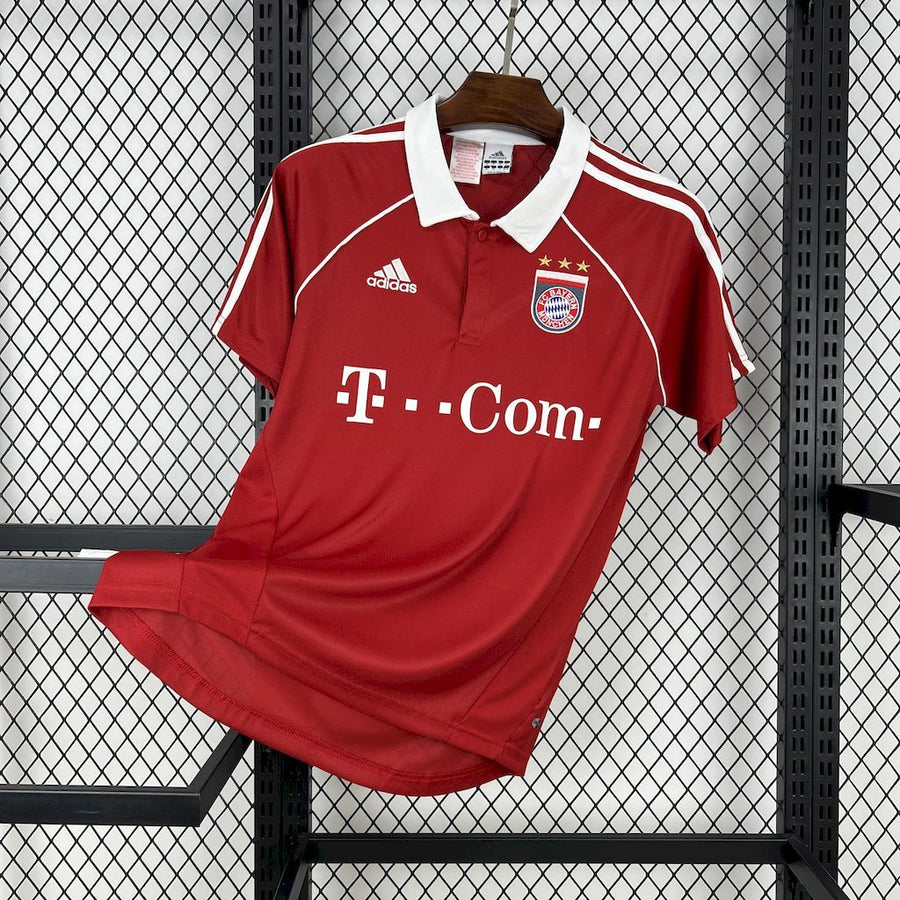 Retro Bayern Munich Home Shirt 2005/06
