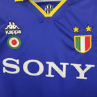 Retro Juventus Away Shirt 1995/96
