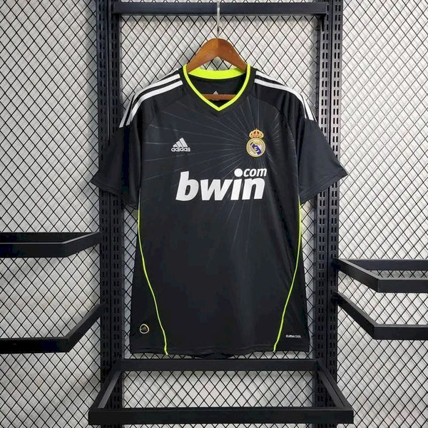 Retro Real Madrid Away Shirt 2010/11