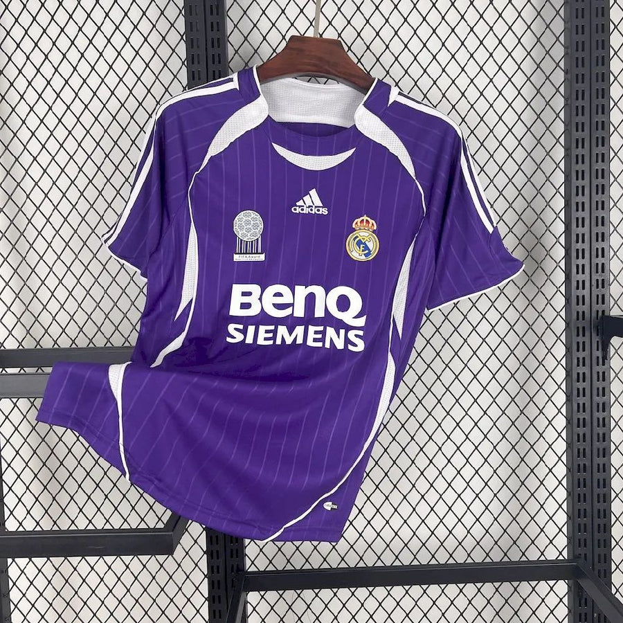 Retro Real Madrid Third Shirt 2006/07